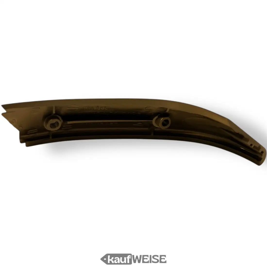 Dunkle braune Plastik-Heckstoßstange mit Montagelöchern und aerodynamischem Design